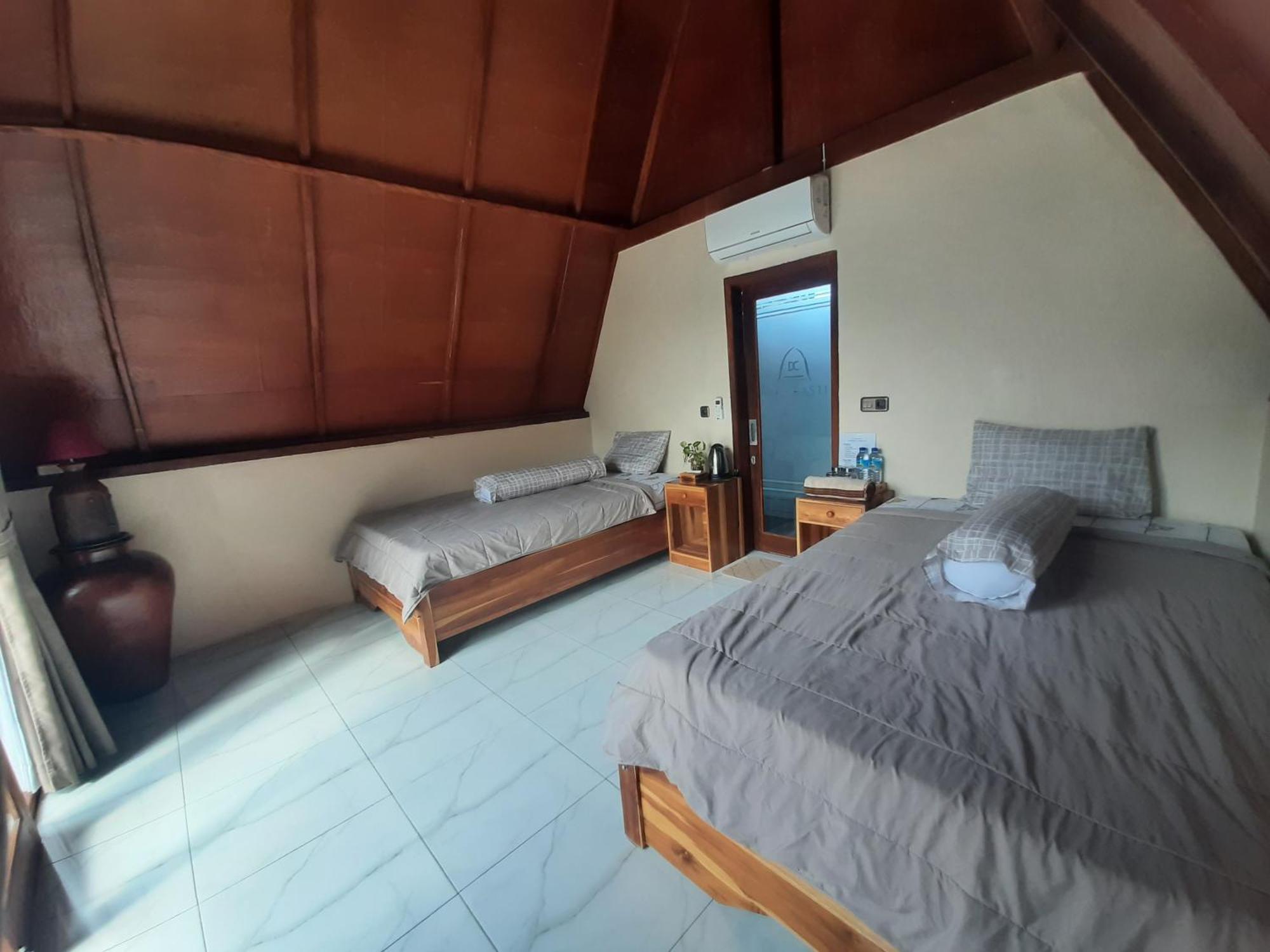 D' Carasti Bungalow Masbagik 객실 사진